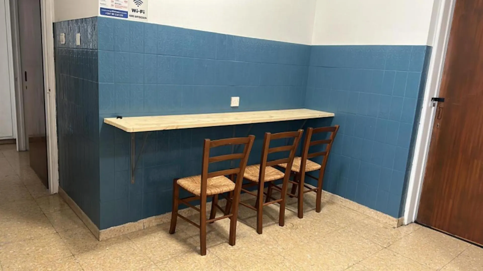 Unique City Hostel 100 Meters From Beach 라르나카 키프로스