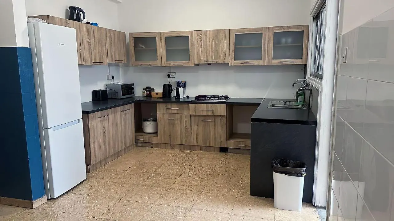 Unique City Hostel 100 Meters From Beach Larnaca